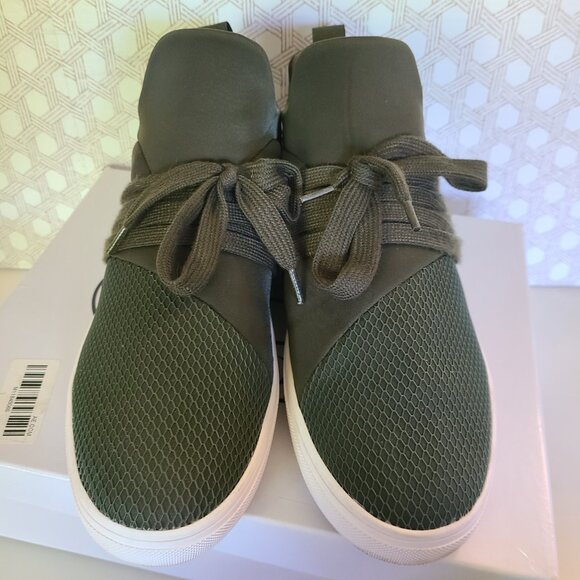 STEVE MADDEN Lancer Womens 9 Olive Green Low-Top Sneakers Casual Slip On Shoe - Picture 7 of 15